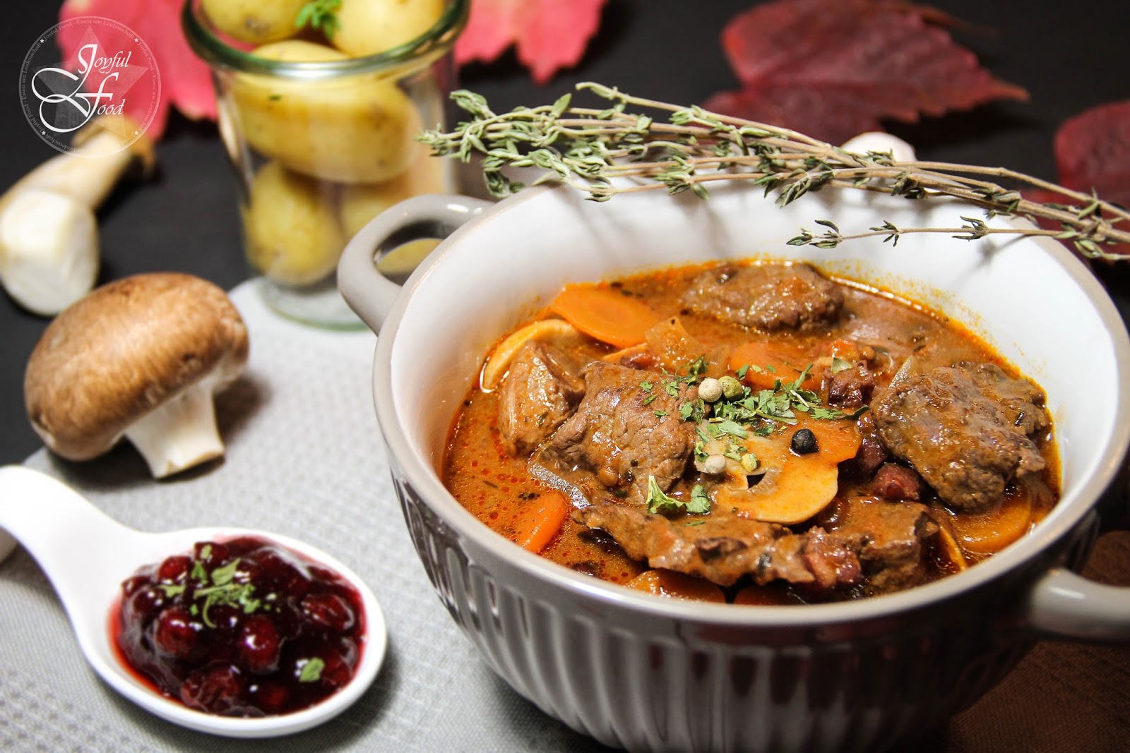 Feines Ragout vom Rind mit Pilzen | Joyful Food