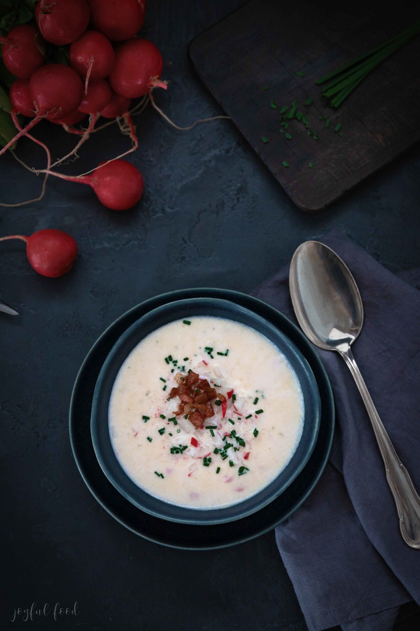 Radieschen Suppe - erfrischend kaltes Rezept | Joyful Food