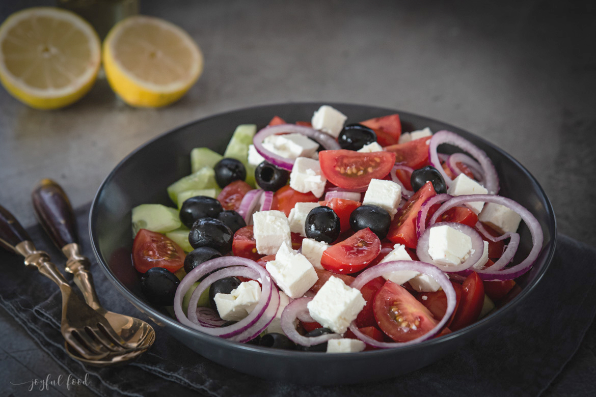 Griechischer Salat: das leckere Rezept mit nur 5 Zutaten | Joyful Food